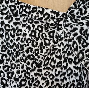 Donna Ricco Black & White Dress with Bold Leonard Design Size 12 NWT